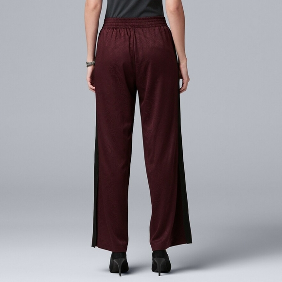 NWT Bandana Print Wide Leg Pants - Picture 3 of 8